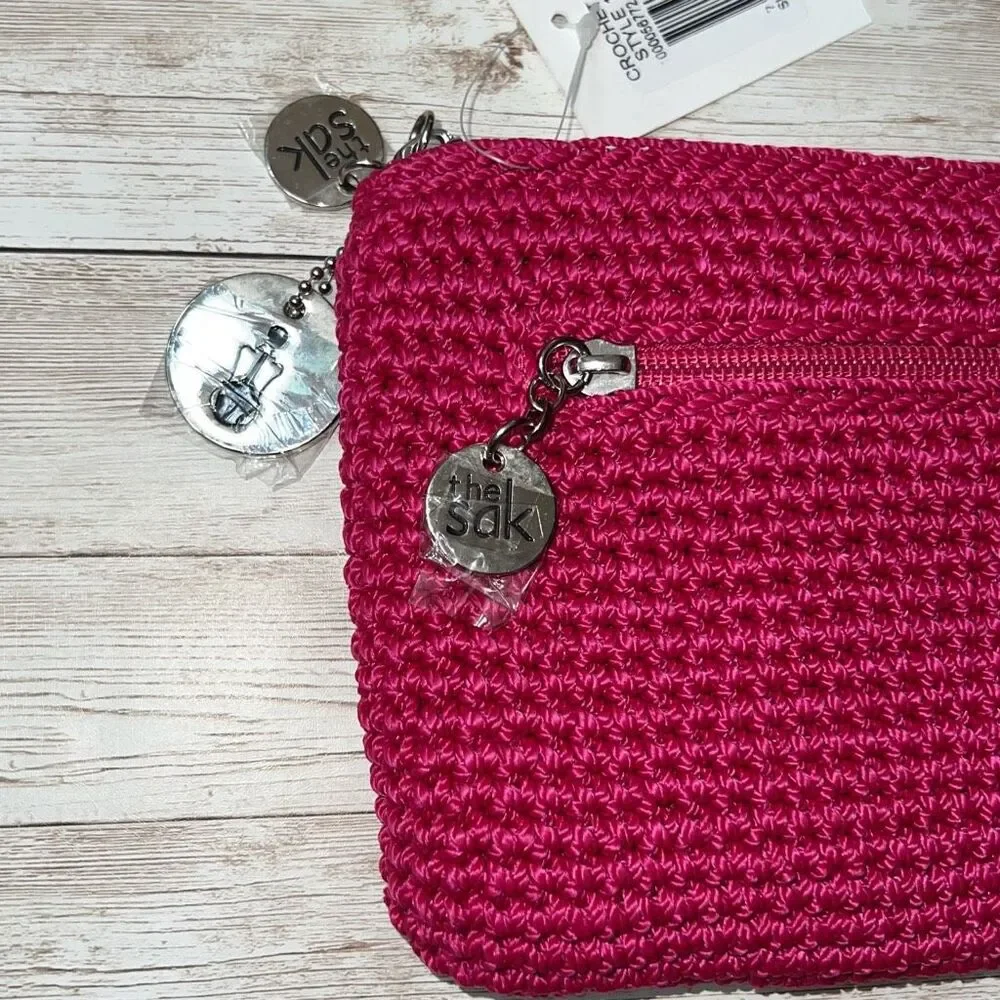 NWT THE SAK Crochet Craze Whatever Pinkberry Wristlet Silver Tone Hardware - Picture 3 of 14